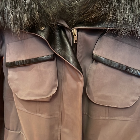 Magnificent winter coat! - Picture 3 of 11